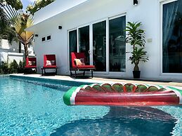 Hollywood Pool Villa Jomtien Pattaya