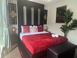 Hollywood Pool Villa Jomtien Pattaya