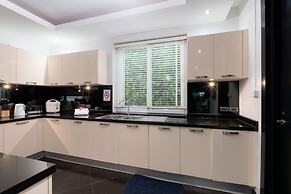 Hollywood Pool Villa Jomtien Pattaya