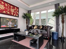 Hollywood Pool Villa Jomtien Pattaya