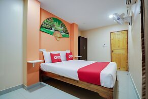 OYO 1027 Patumnak Beach Guesthouse