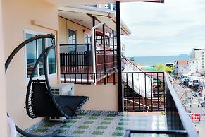 Patumnak Beach Guesthouse