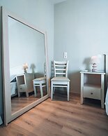 Alexandros Suites & Apartments