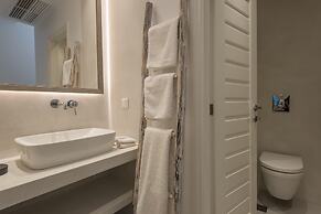 Alexandros Suites & Apartments