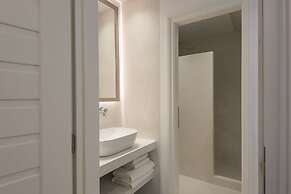 Alexandros Suites & Apartments
