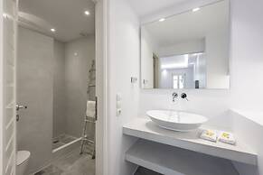 Alexandros Suites & Apartments