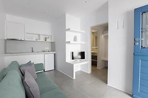 Alexandros Suites & Apartments