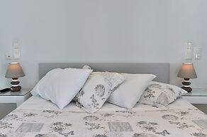 Alexandros Suites & Apartments