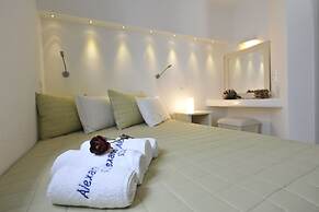 Alexandros Suites & Apartments