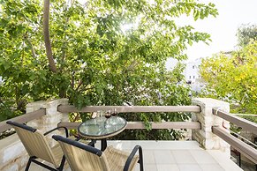 Alexandros Suites & Apartments