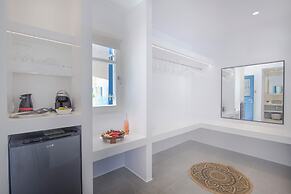 Alexandros Suites & Apartments