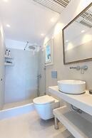 Alexandros Suites & Apartments