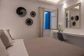 Alexandros Suites & Apartments
