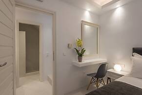 Alexandros Suites & Apartments