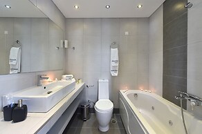 Alexandros Suites & Apartments