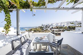 Alexandros Suites & Apartments