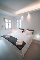 Alexandros Suites & Apartments