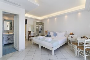 Alexandros Suites & Apartments