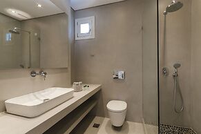 Alexandros Suites & Apartments