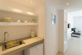 Alexandros Suites & Apartments