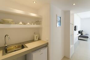 Alexandros Suites & Apartments