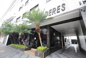 Hotel Três Poderes