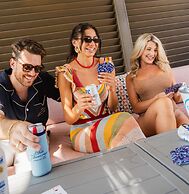 Blue Flamingo Resort Key West