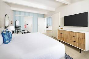 Blue Flamingo Resort Key West