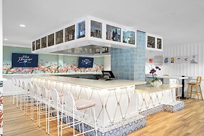 Blue Flamingo Resort Key West