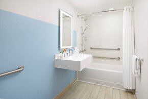 Blue Flamingo Resort Key West