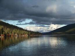 Marigold Fishing Resort