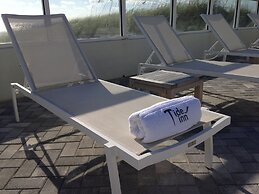 Tides Inn Hotel