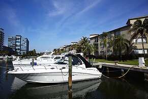 Aventura Family Suites