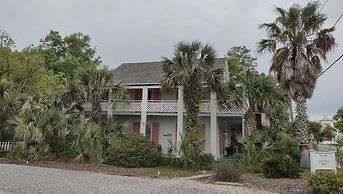 The Old Carrabelle Hotel