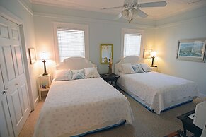 The Old Carrabelle Hotel