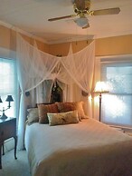 The Old Carrabelle Hotel