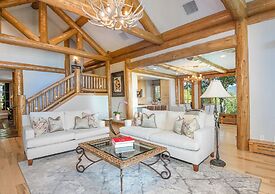 Snowberry by Elevation Accommodations