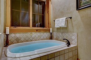 Snowberry by Elevation Accommodations