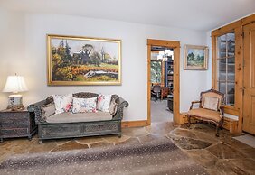 Snowberry by Elevation Accommodations