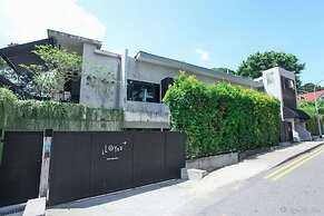 Lloyd's Inn