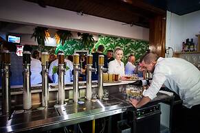 Nightcap at Manly Hotel