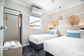 Nightcap at Manly Hotel