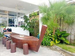 Chill House @ Nai Yang Beach