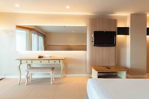 Sandy Spring Hotel