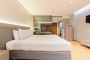 Sandy Spring Hotel