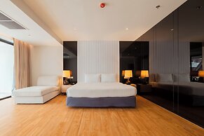 Sandy Spring Hotel
