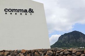 Comma & Resort