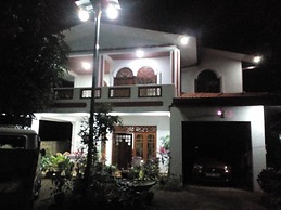 Pradeepa Guest House