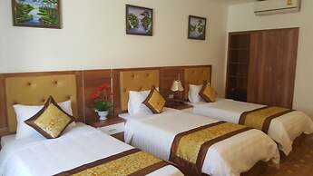 Vang Vieng Sunrise View Resort