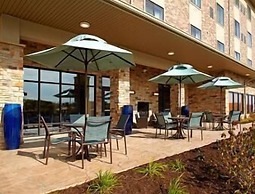 Hawthorn Suites by Wyndham Wheeling at the Highlands